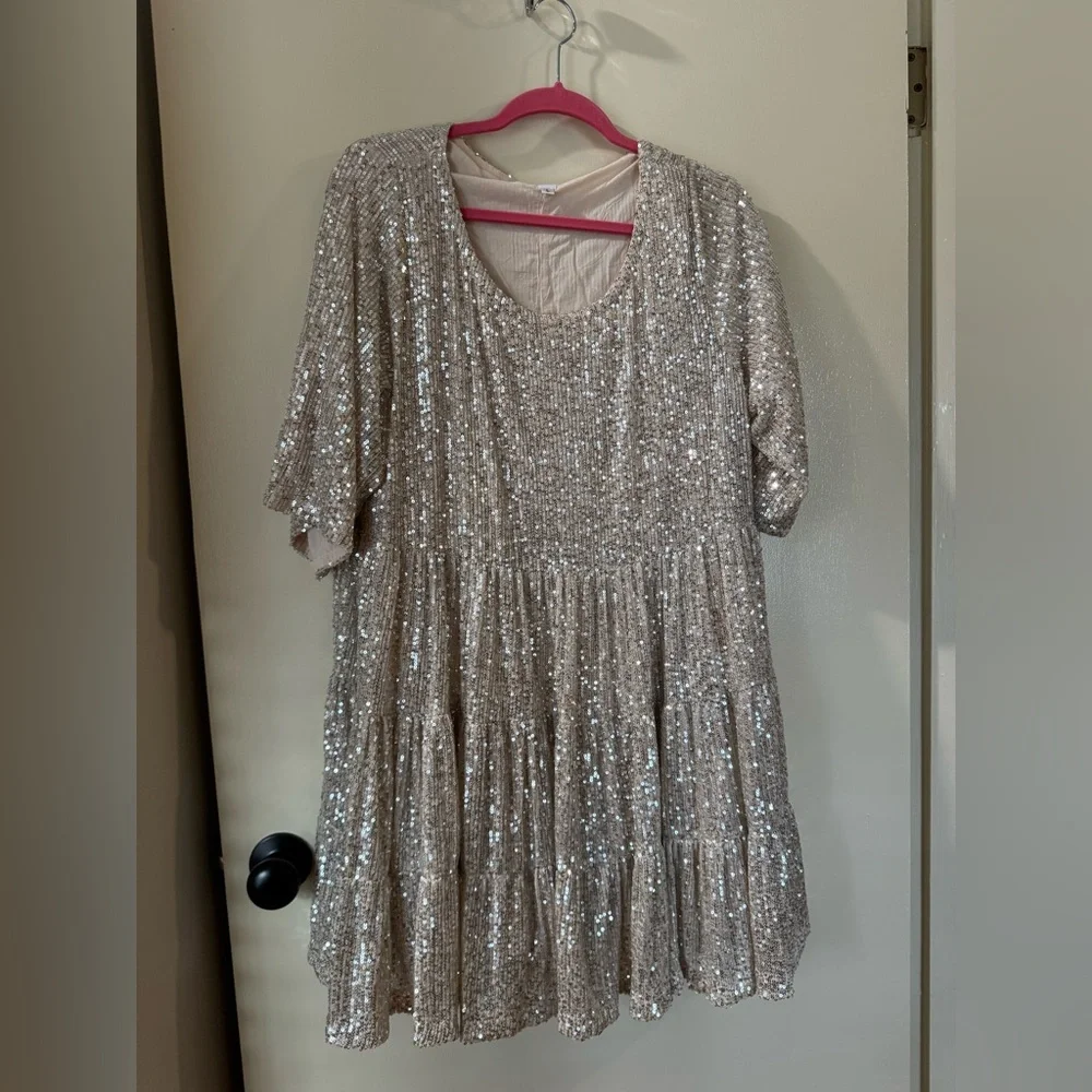 Gold Sparkling Sequin Party Cocktail Dress - Picture 3 of 6